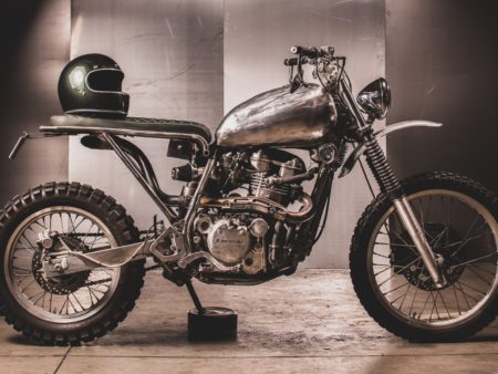 7089 GARAGE